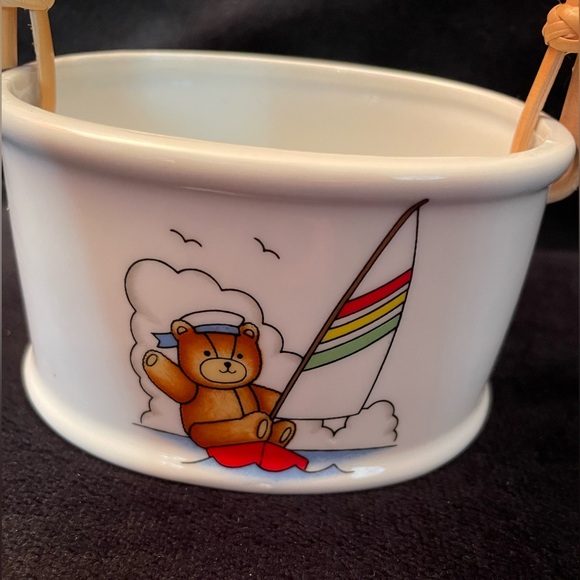 Rare Vintage 1980’s Ceramic Basket Sailing Bear with Bamboo Handle Cameron Japan - Picture 5 of 6